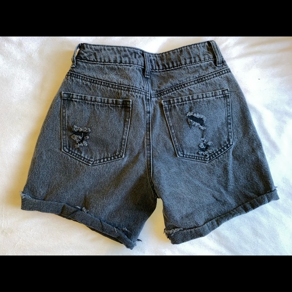Mom fit black denim shorts! - Picture 2 of 2